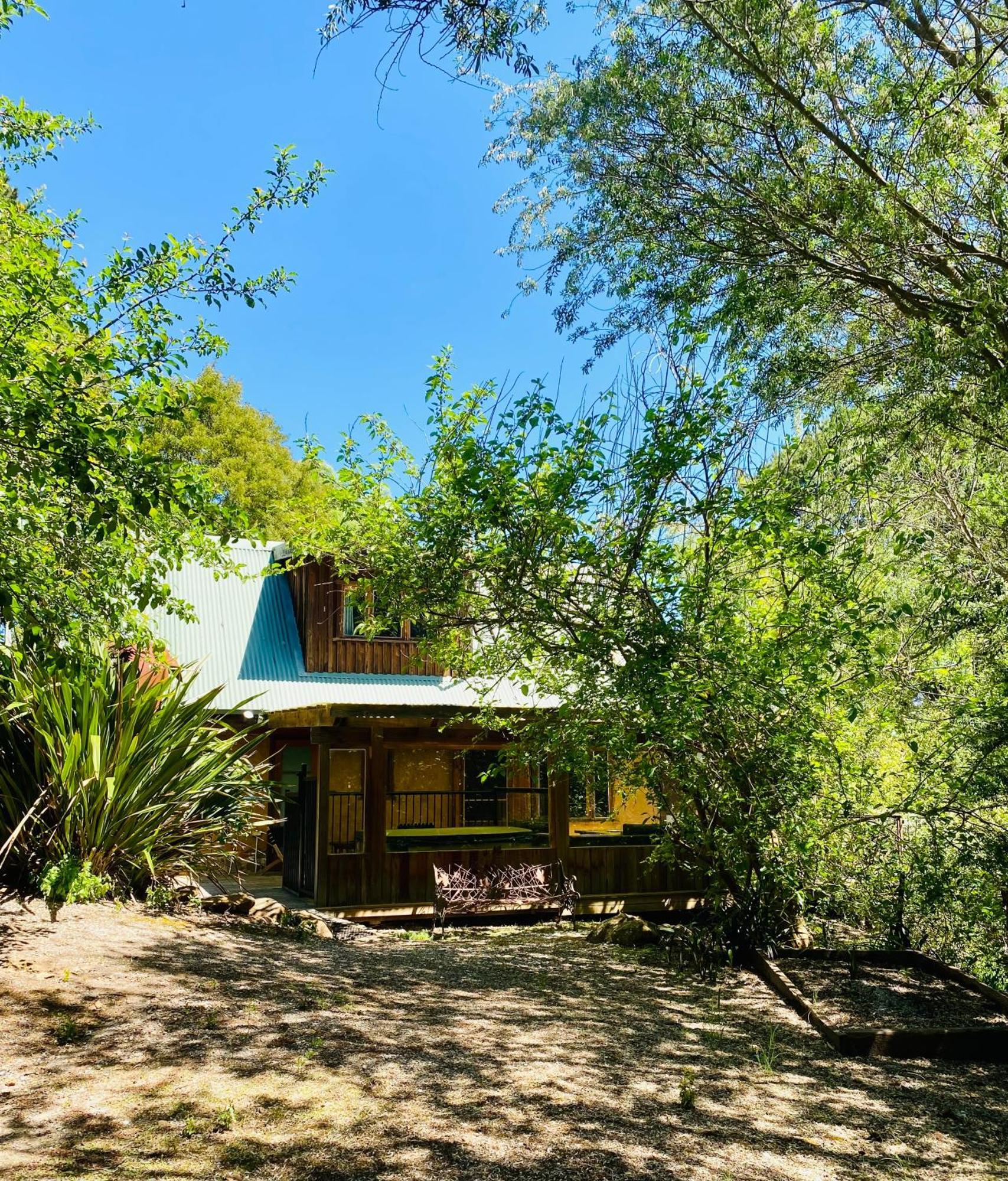 דירות דיילספורד Sutton Spring Art Retreats מראה חיצוני תמונה